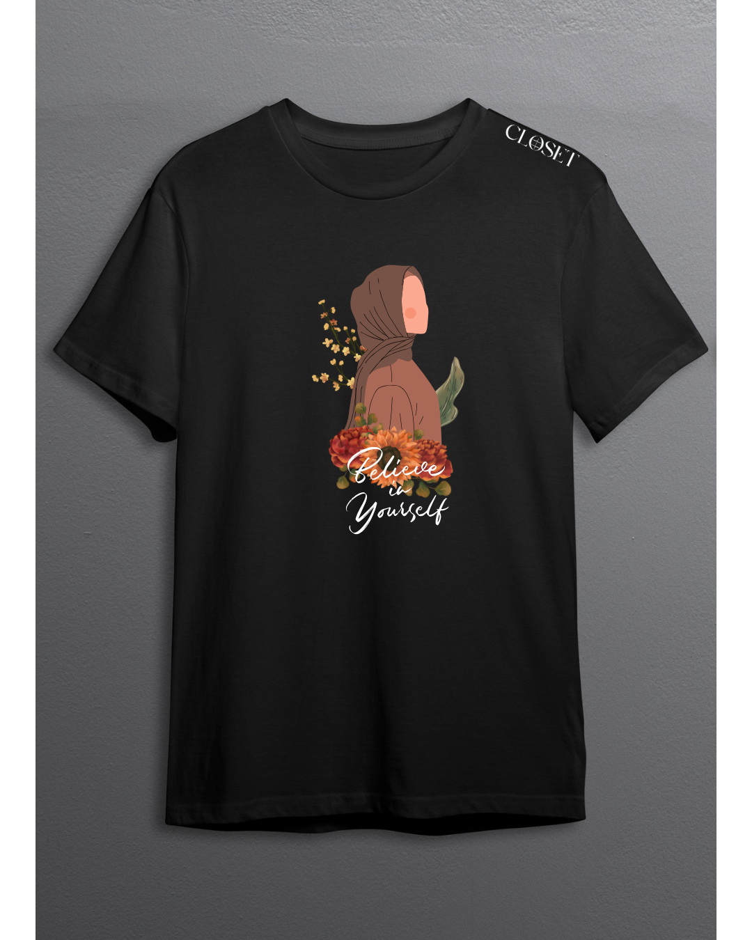 Retro women’s t-shirt with floral design and hijabi figure – Believe in Yourself by HH Closet